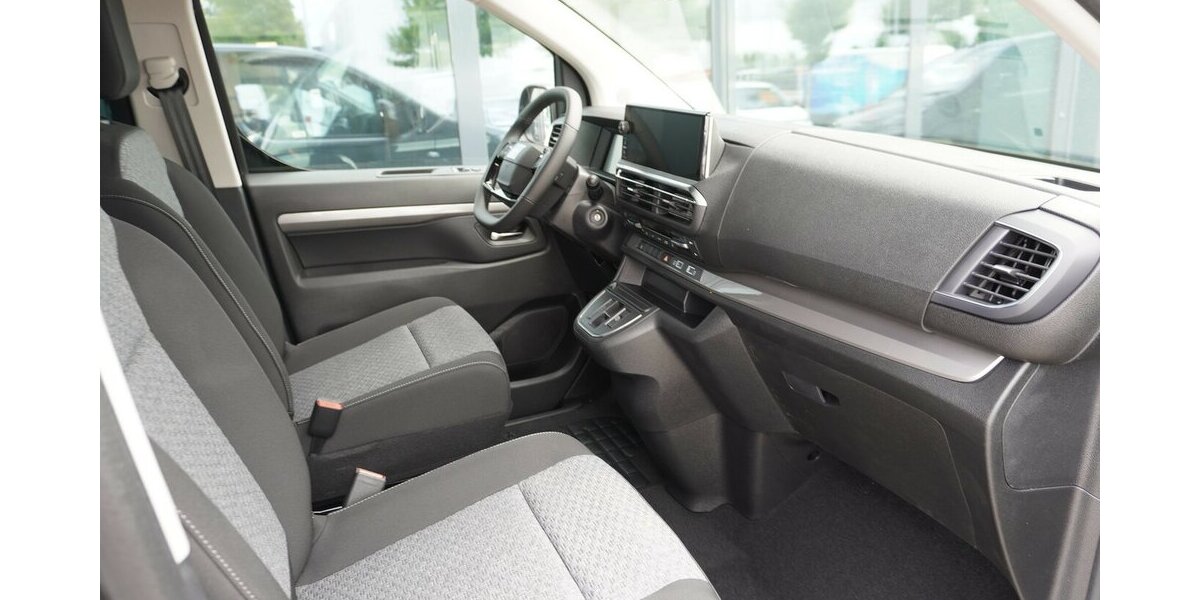 Fiat Ulysse L2 180 AT8 8-Sitzer / 10-Zoll Navi 15.712 km 37.961 &euro; Münchenbernsdorf 07589