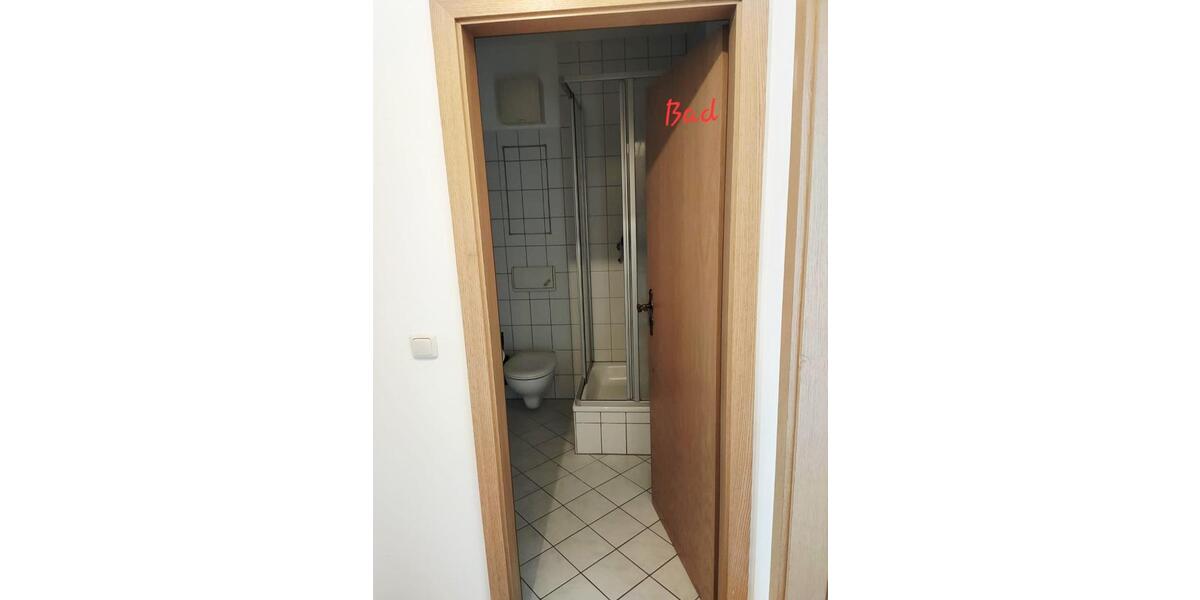 Etagenwohnung Werdau - 2 Zimmer, 40 m&sup2;, 220&euro; | Angebot:26375806