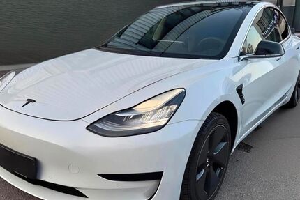 Tesla Model 3 142.000 km 22.900 &euro; Denkendorf 73770