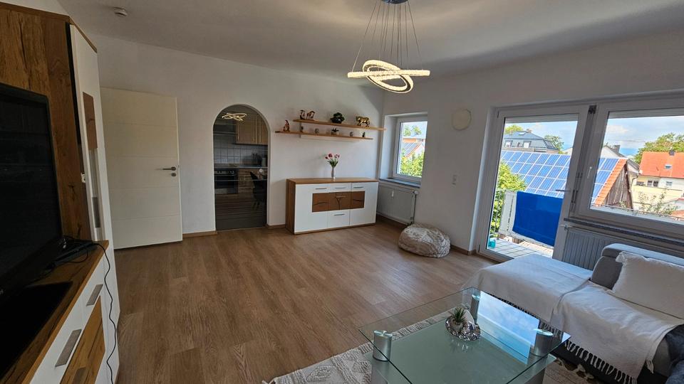 Dachgeschoßwohnung Plattling - 3 Zimmer, 85 m&sup2;, 1.090&euro; | Angebot:26462935