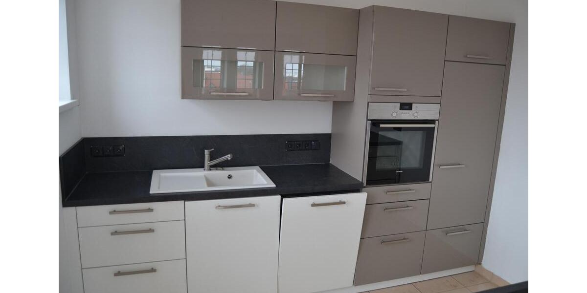 Dachgeschoßwohnung Augsburg - 5 Zimmer, 170 m&sup2;, 1.685&euro; | Angebot:26350218