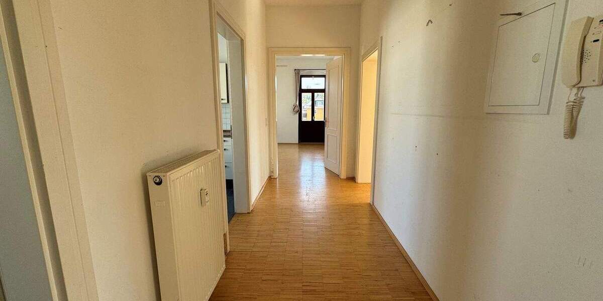 Zimmer Radebeul Kötzschenbroda - 4 Zimmer, 103 m&sup2;, 1.196&euro; | Angebot:25734810