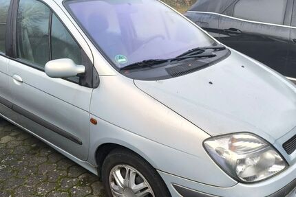 Renault Scenic 155.500 km 750 &euro; Dörzbach 74677