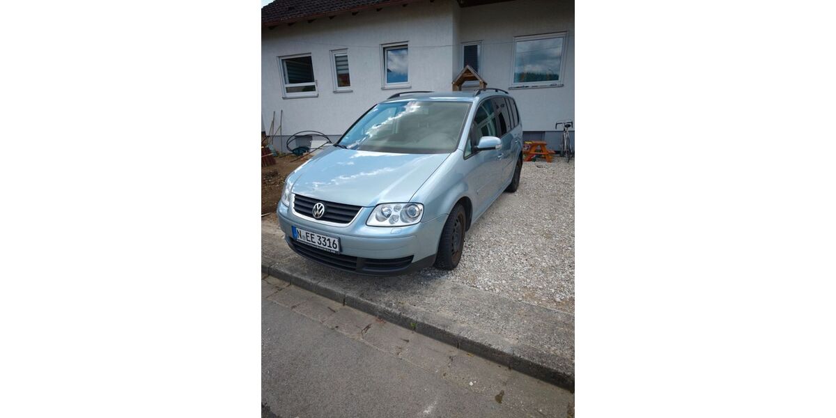 VW Touran 159.000 km 3.999 &euro; Postbauer-Heng 92353