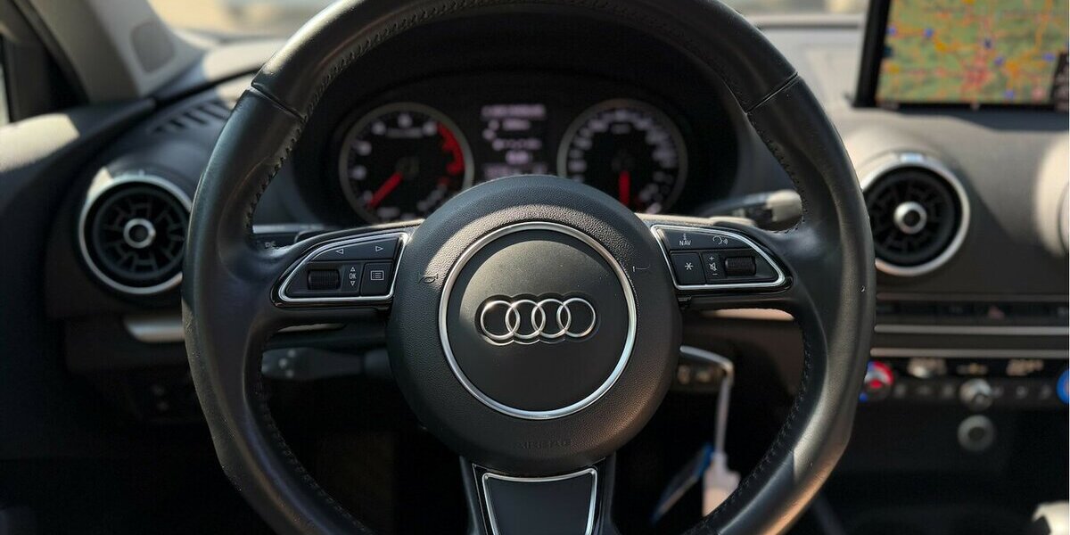 Audi A3 Sportback 1.4 TFSI S-Tronic 1. Hand Panorama 142.000 km 13.990 &euro; Neckarsulm 74172