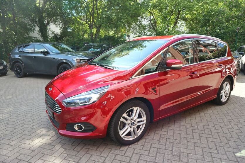 S-Max