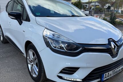 Renault Clio 133.200 km 7.390 &euro; Aalen 73431