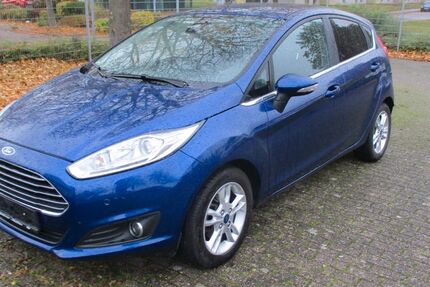 Ford Fiesta 64.900 km 8.900 € Köthen 06366