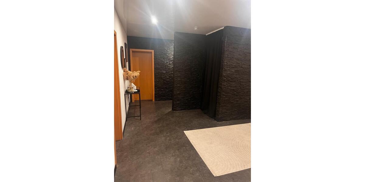 Etagenwohnung Sankt Ingbert - 3 Zimmer, 105 m&sup2;, 220.000&euro; | Angebot:26062306