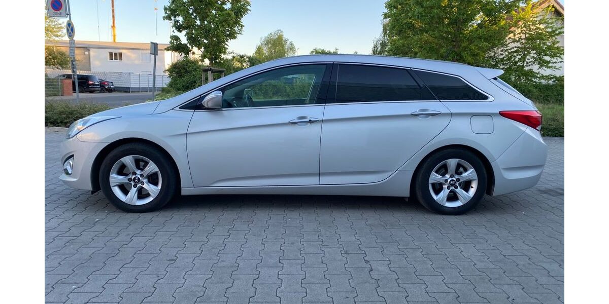 Hyundai i40 105.000 km 8.950 &euro; Osthofen 67574