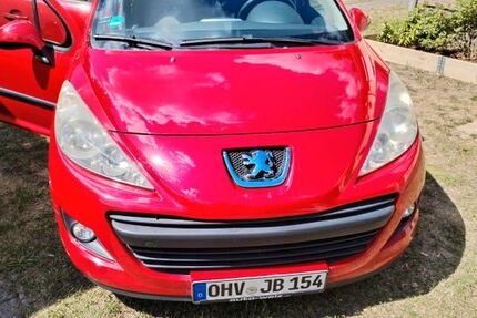 Peugeot 207 183.000 km 1.100 &euro; Hohen Neuendorf 16540