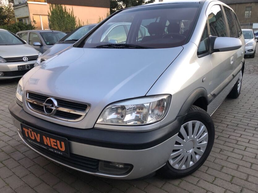 Opel Zafira 154.250 km 2.999 € Koblenz 56070