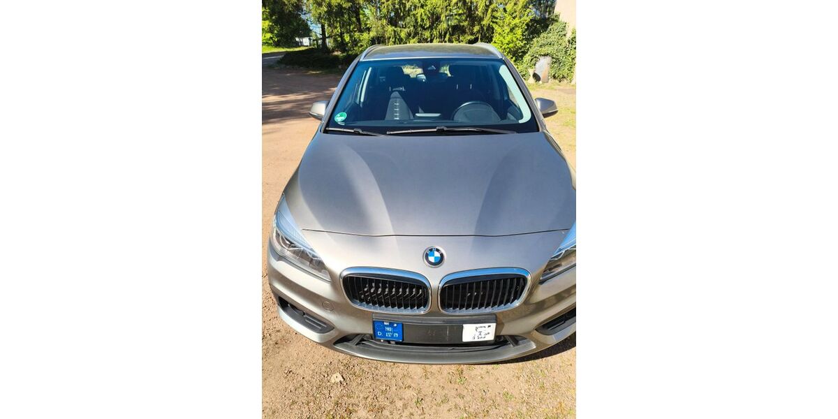 BMW 225 Active Tourer 106.250 km 11.950 &euro; Püttlingen 66346
