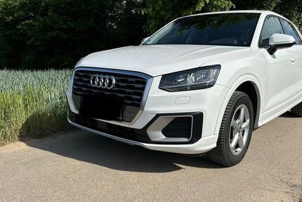 Audi Q2 113.374 km 14.900 &euro; Stuttgart 70499