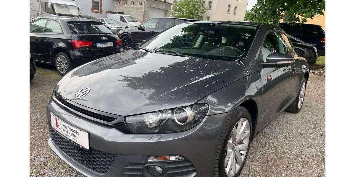 VW Scirocco 105.744 km 7.999 &euro; Radebeul 01445