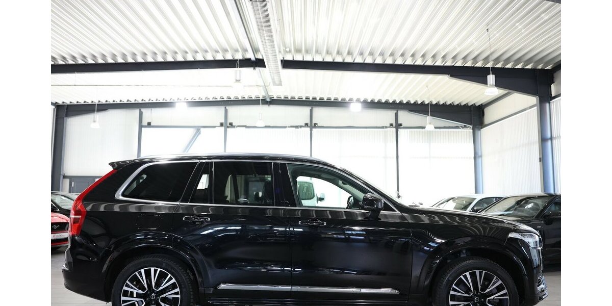 Volvo XC90 PLUS-BRIGHT RECHARGE AWD P-HEV T8 7-SITZER 79.000 km 48.888 &euro; Hamm 59077