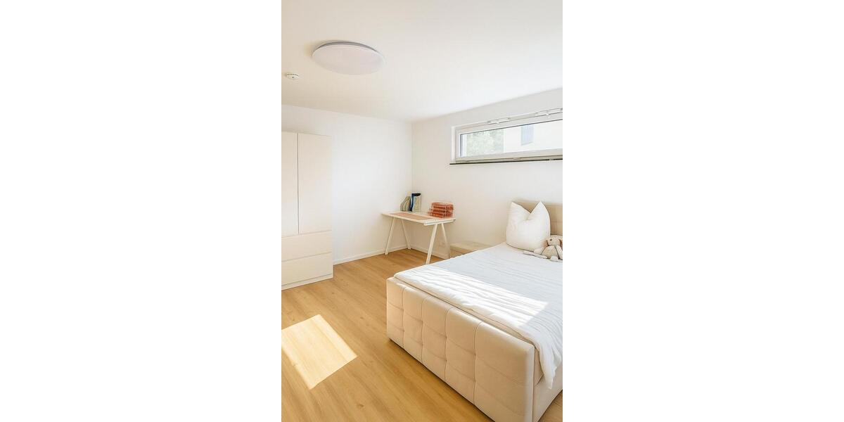 Etagenwohnung Waldkirch - 2 Zimmer, 95 m&sup2;, 1.600&euro; | Angebot:25225178