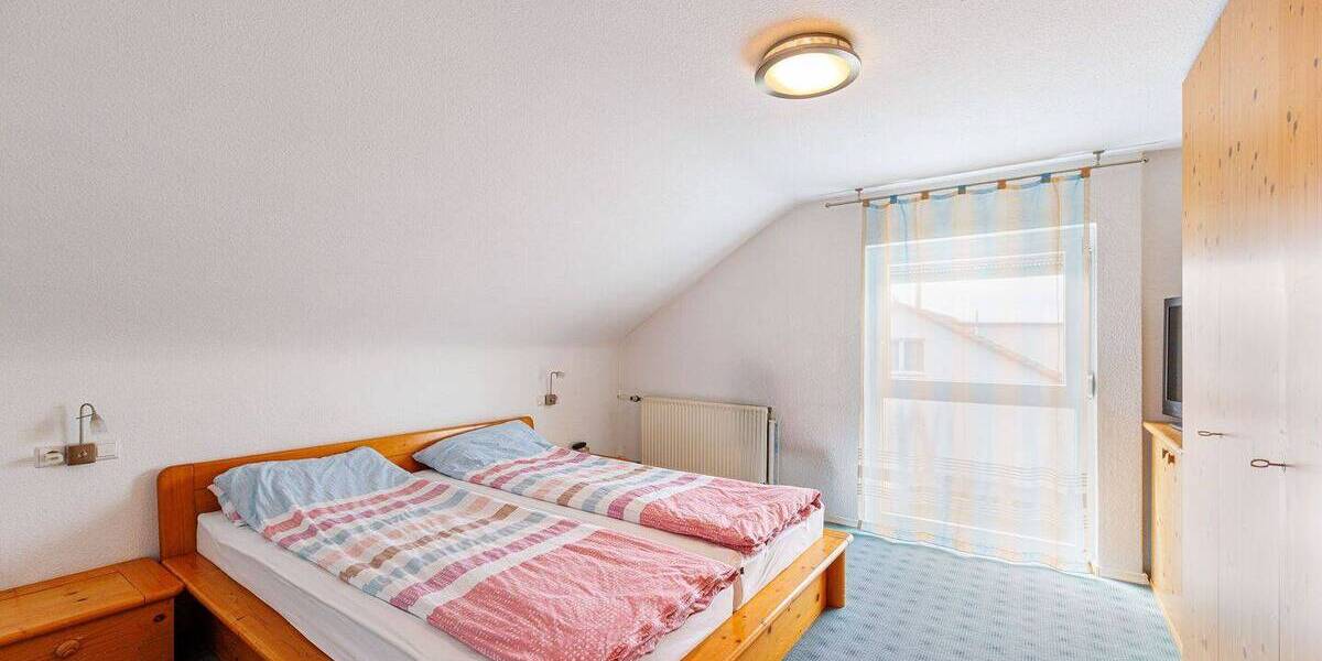 Mehrfamilienhaus, Wohnhaus Bietigheim-Bissingen Bietigheim - 8 Zimmer, 199 m&sup2;, 549.000&euro; | Angebot:26695552