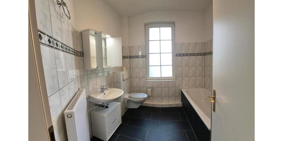 Erdgeschoßwohnung Bad Berleburg - 2 Zimmer, 79 m&sup2;, 760&euro; | Angebot:26178537