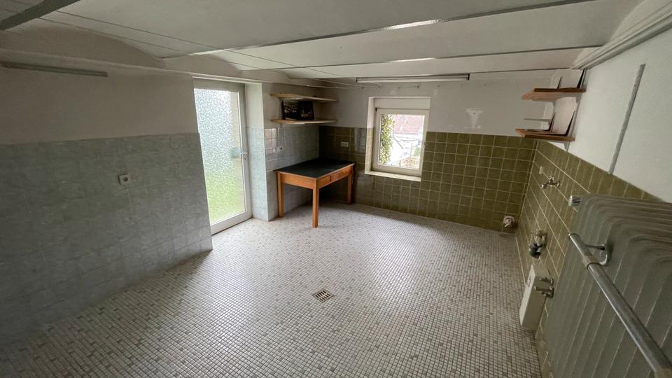 Einfamilienhaus Kirchhundem - 7 Zimmer, 170 m&sup2;, 240.000&euro; | Angebot:26890861