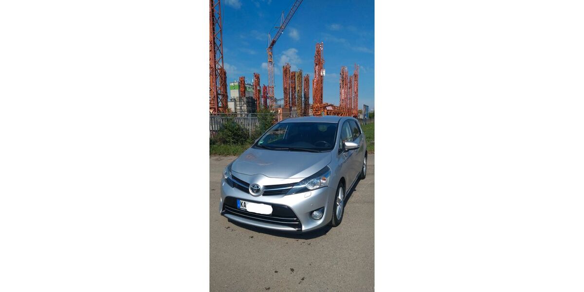 Toyota Verso 180.000 km 7.200 &euro; Bruchsal 76646