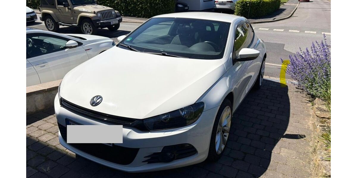VW Scirocco 170.602 km 6.911 &euro; Holzwickede 59439