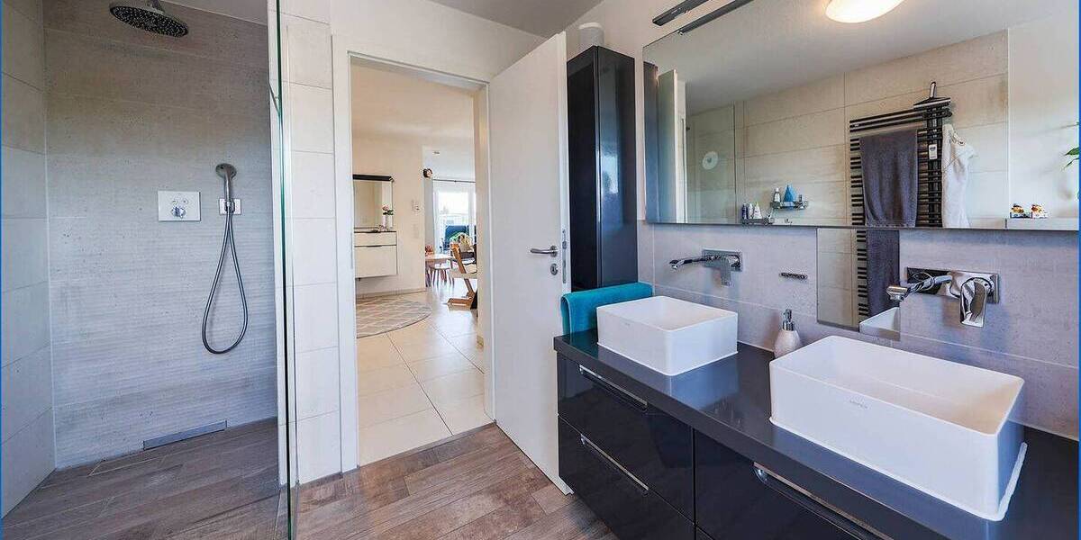 Etagenwohnung Radolfzell am Bodensee Radolfzell - 4 Zimmer, 101 m&sup2;, 490.000&euro; | Angebot:26393484
