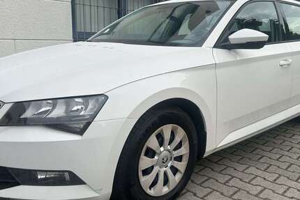 Skoda Superb 171.000 km 12.000 € Langenfeld 40764