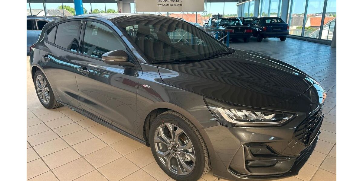 Ford Focus 2.650 km 26.990 &euro; Batzhausen 92358