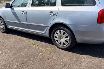 Skoda Octavia 235.000 km 2.500 &euro; Koblenz 56070