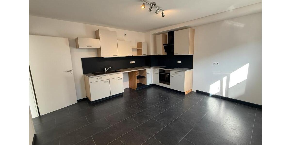 Erdgeschoßwohnung Arnstein - 2 Zimmer, 89 m&sup2;, 650&euro; | Angebot:25382343