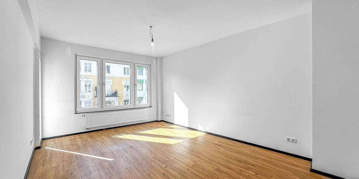 Etagenwohnung Düsseldorf Stadtmitte - 3 Zimmer, 74 m&sup2;, 1.125&euro; | Angebot:26359893