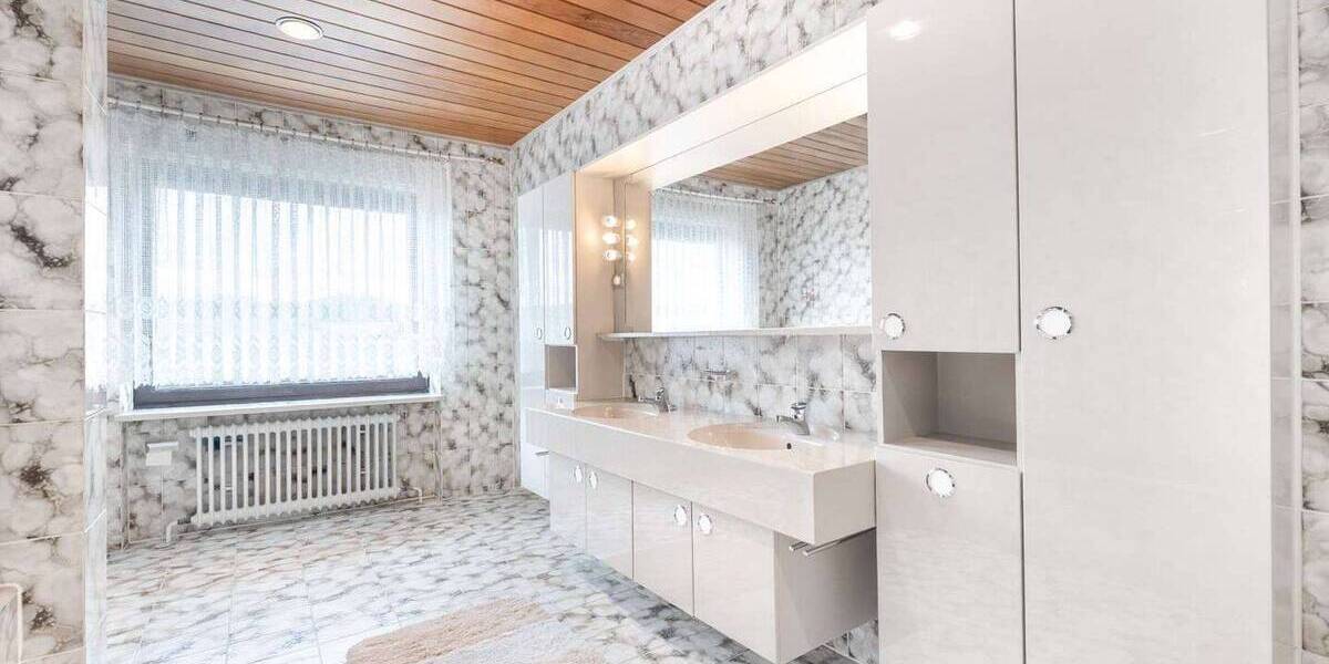Mehrfamilienhaus, Wohnhaus Röthenbach an der Pegnitz Haimendorf - 9 Zimmer, 381 m&sup2;, 949.000&euro; | Angebot:26230052