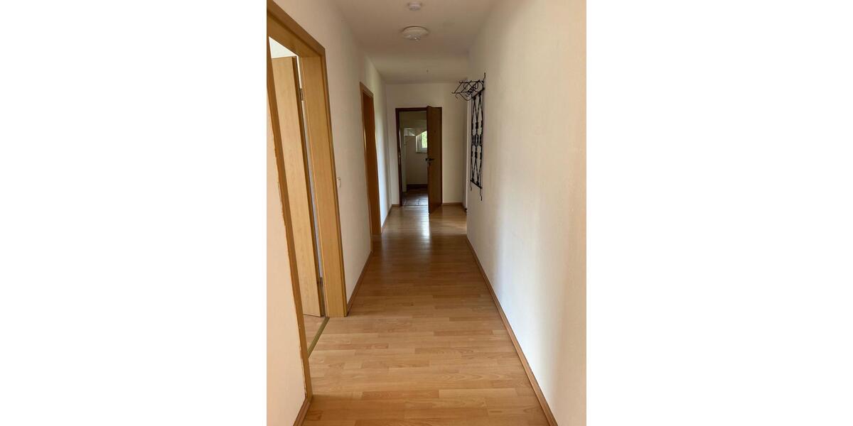 3-Zimmer-Erdgeschosswohnung mit 83 m² zu vermieten 3 zimmer