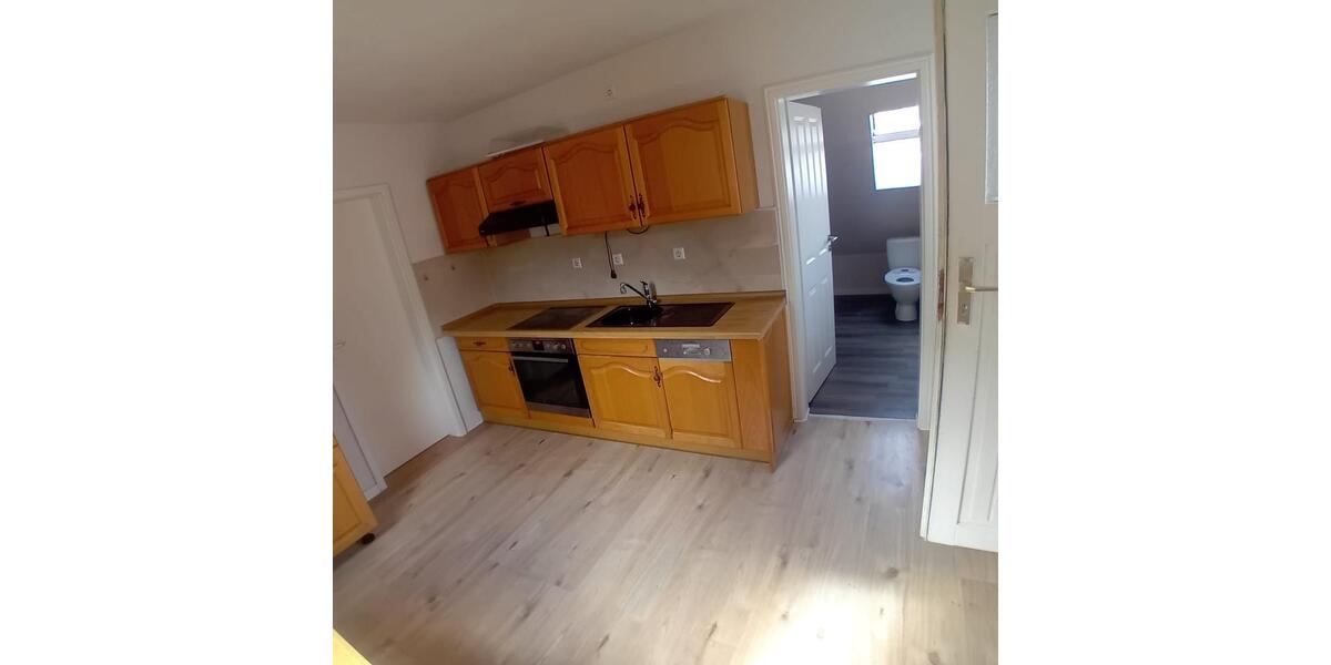 Etagenwohnung Villingen-Schwenningen Schwenningen - 1 Zimmer, 80 m&sup2;, 700&euro; | Angebot:26045550