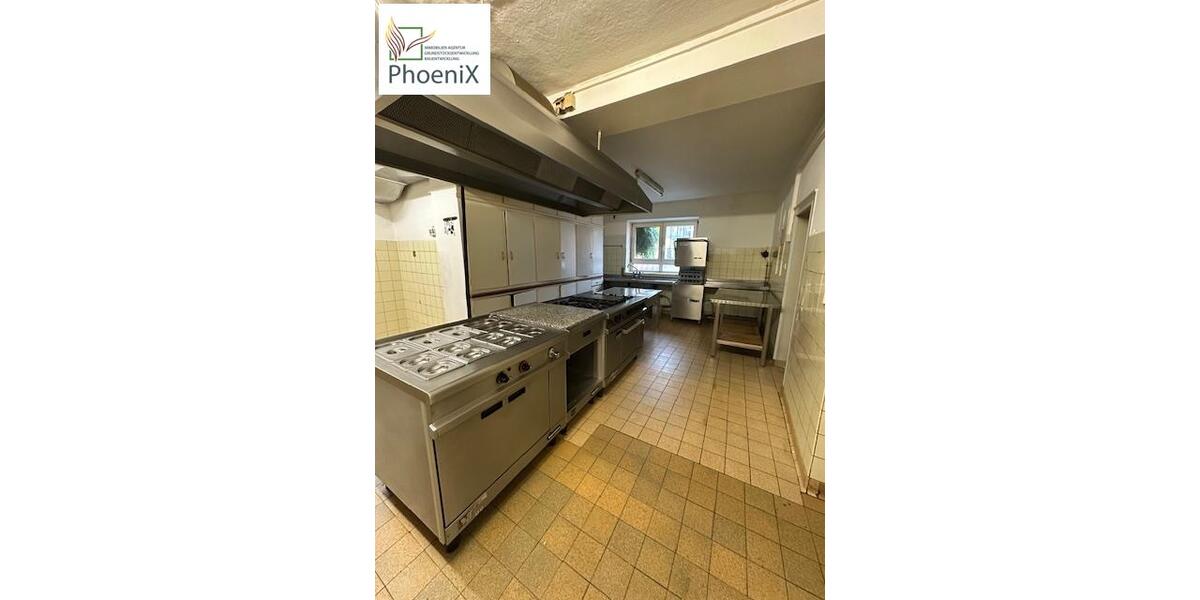 Einfamilienhaus Emmendingen - 15 Zimmer, 625 m&sup2;, 4.550&euro; | Angebot:26131094