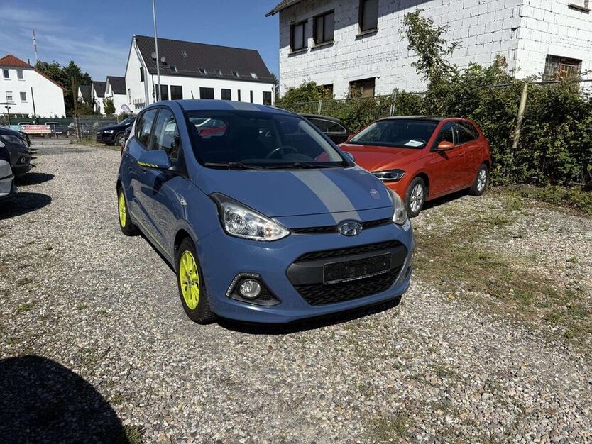 i10