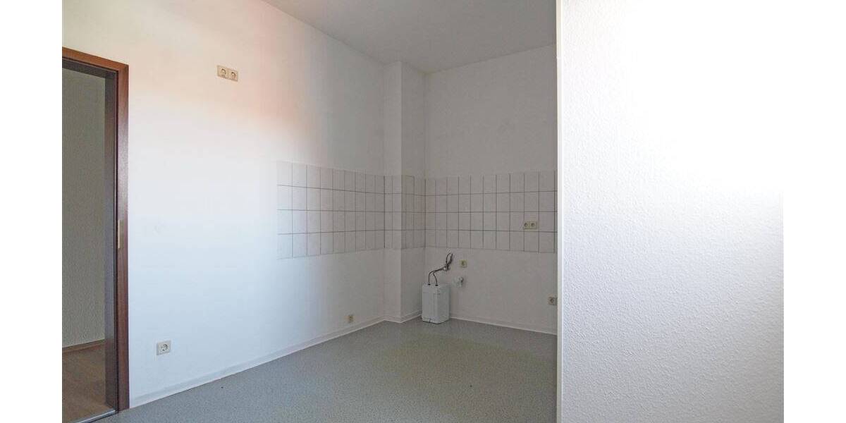 Etagenwohnung Frankenberg - 2 Zimmer, 81 m&sup2;, 399&euro; | Angebot:25821056