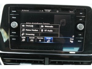 VW T-Roc 2,0 TDi 4-Motion R-Line Navi DSG SOFORT !!! 29.000 km 29.950 € Bonn 53225