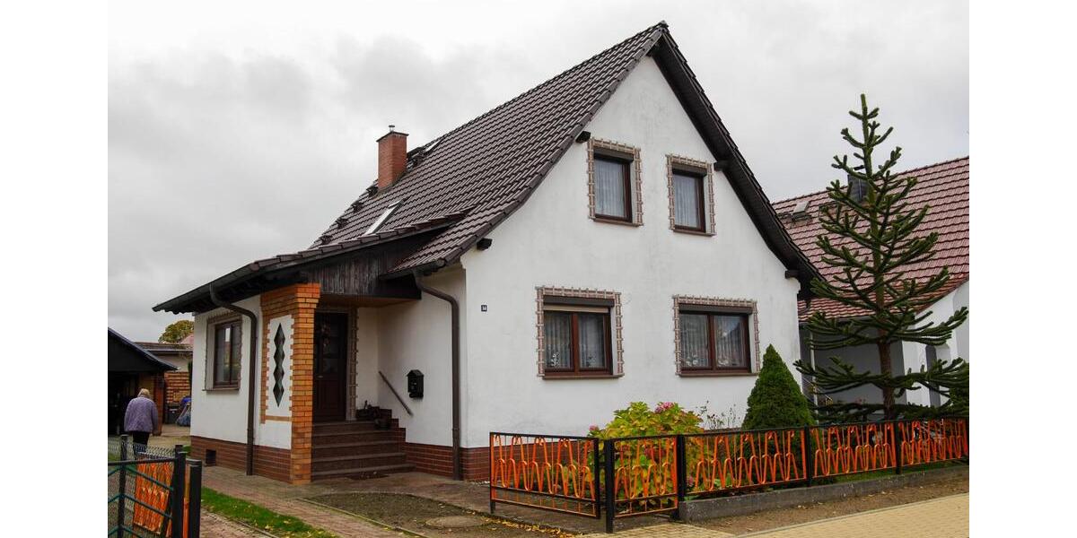 Einfamilienhaus Dargun - 4 Zimmer, 239 m&sup2;, 270.000&euro; | Angebot:26866667