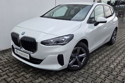 BMW 220 Active Tourer 12.181 km 29.233 &euro; Kaiserslautern 67663
