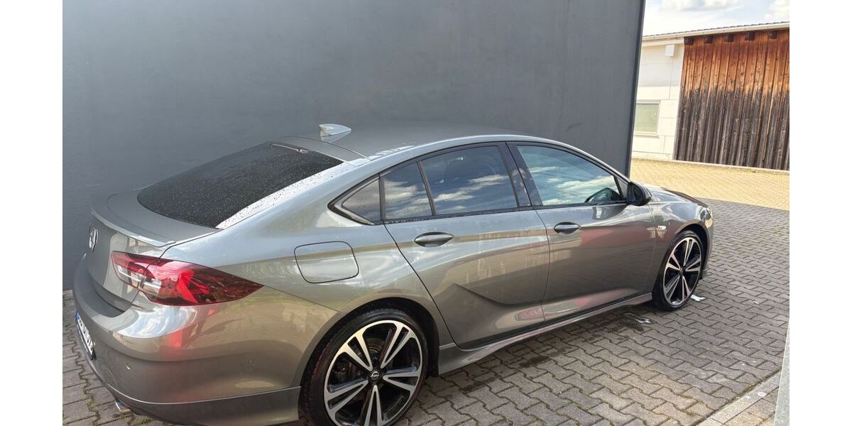 Opel Insignia 92.000 km 18.199 € Schongau 86956