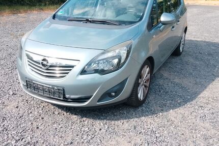 Opel Meriva 117.250 km 5.950 &euro; Niestetal 34266