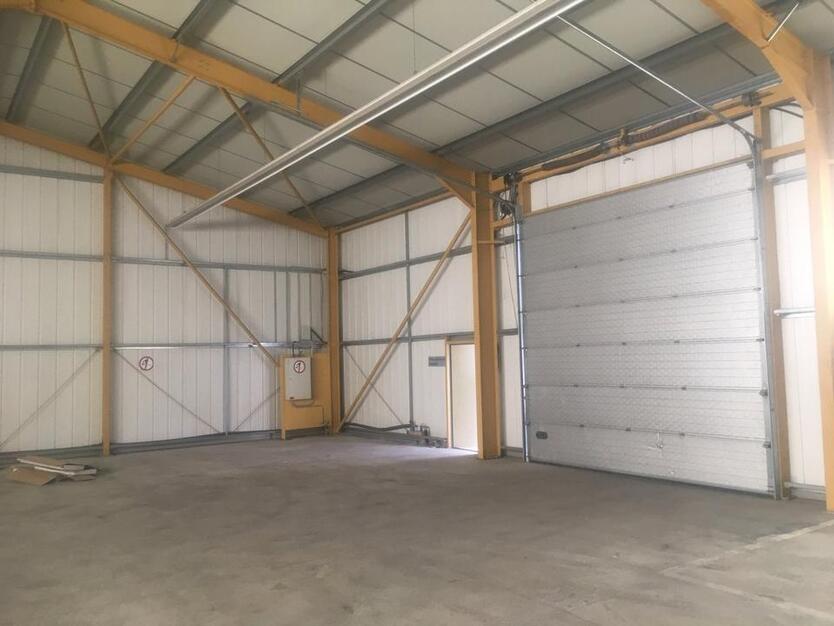 Halle Lagerhalle zu Vermieten 250qm