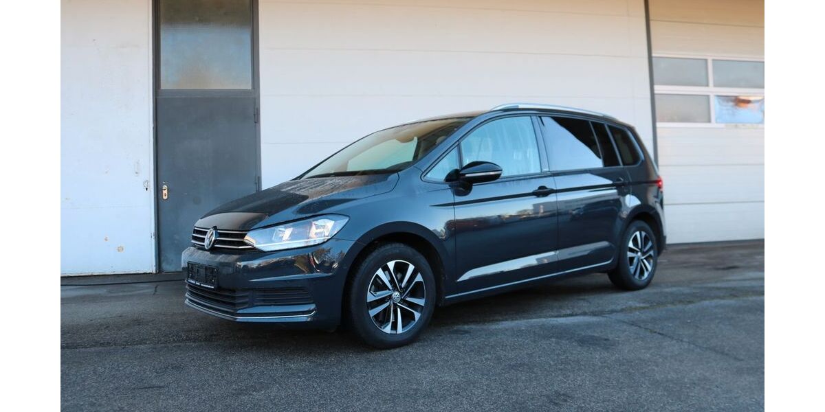 VW Touran 66.899 km 21.490 &euro; Karlsfeld 85757