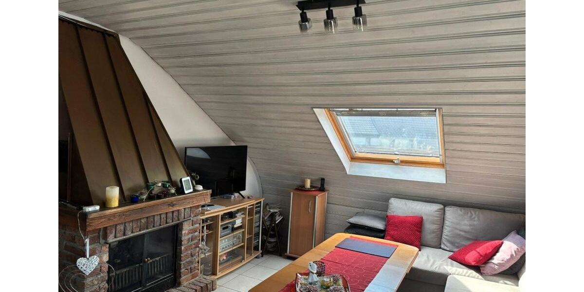 Dachgeschoßwohnung Weinheim - 3 Zimmer, 65 m&sup2;, 173.000&euro; | Angebot:25979076