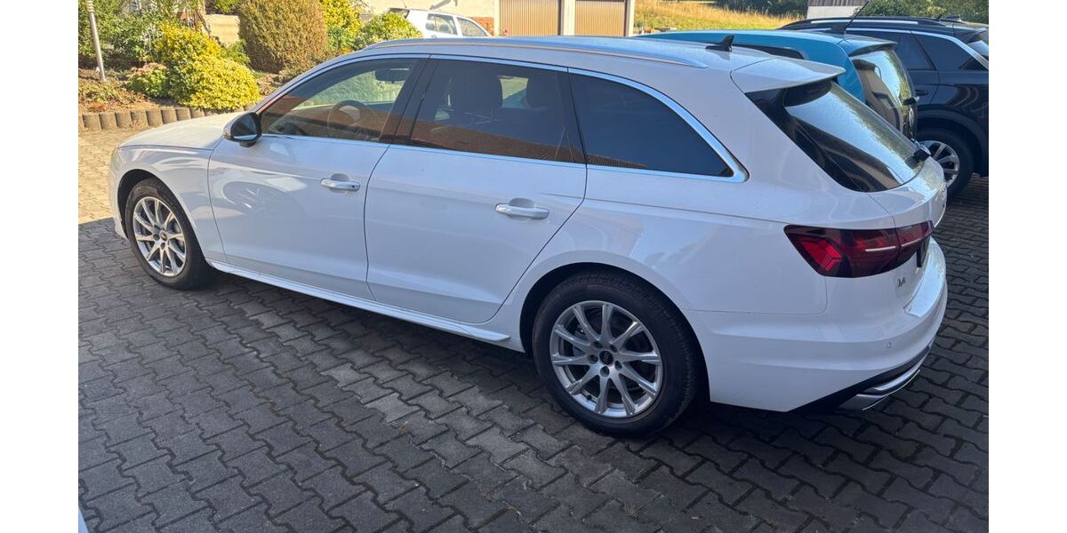 Audi A4 13.500 km 35.980 &euro; Königstein 92281