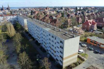 Wohnung zum Mieten in Schwerin 390 € 53.2 m²