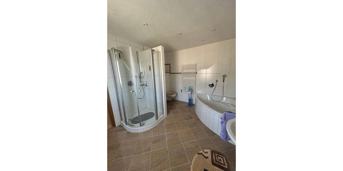Mehrfamilienhaus, Wohnhaus Schramberg - 6 Zimmer, 136 m&sup2;, 149.000&euro; | Angebot:26377834