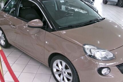 Opel Adam 178.850 km 4.400 &euro; Diepholz 49356
